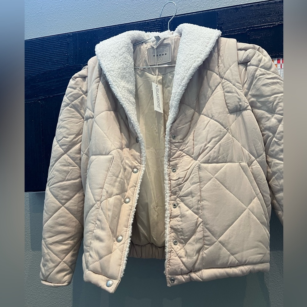 Blank NYC Quilted Jacket - Picture 6 of 8